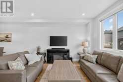 102 AQUARIUM AVENUE | Ottawa Ontario | Slide Image Eight