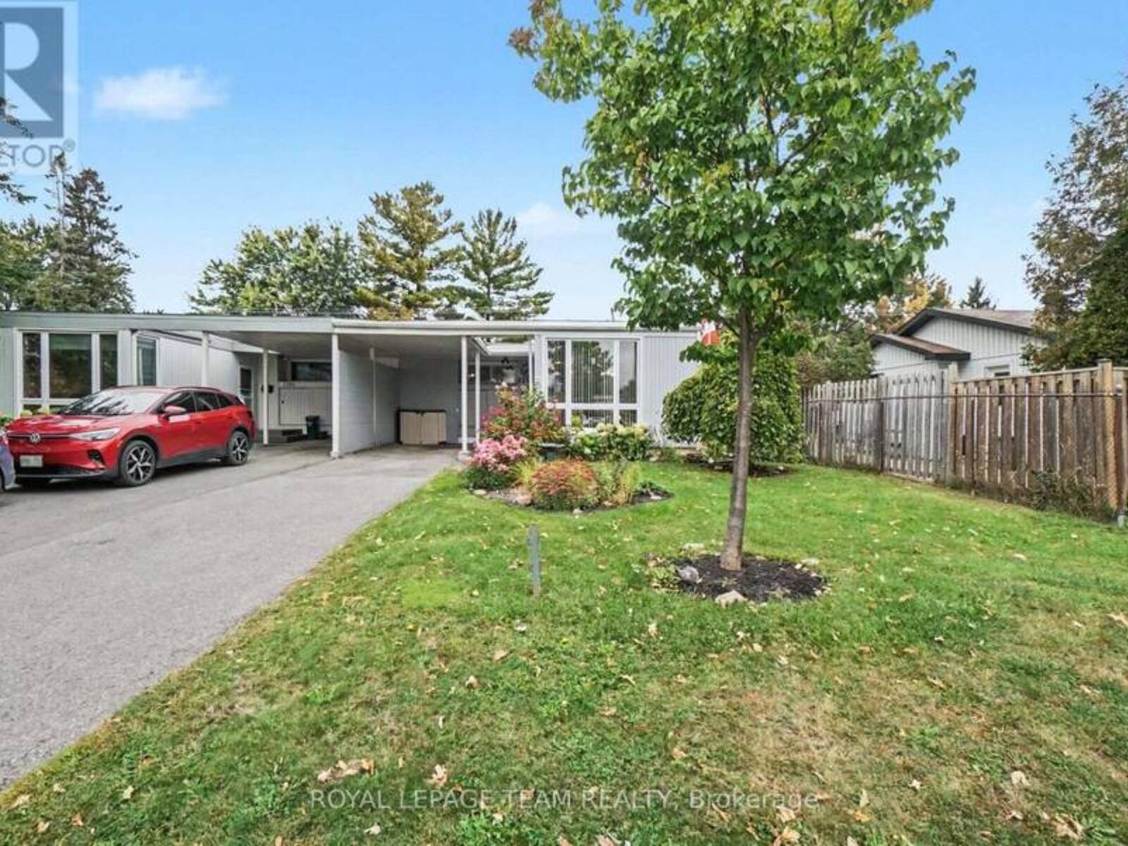 1201 MEADOWLANDS DRIVE E, Ottawa, Ontario K2E 6K2