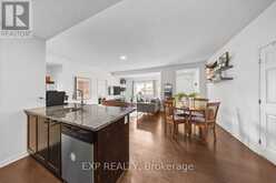 12 - 128 STERNES PRIVATE | Ottawa Ontario | Slide Image Nineteen