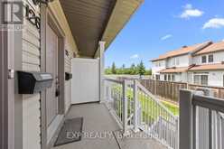 12 - 128 STERNES PRIVATE | Ottawa Ontario | Slide Image Five