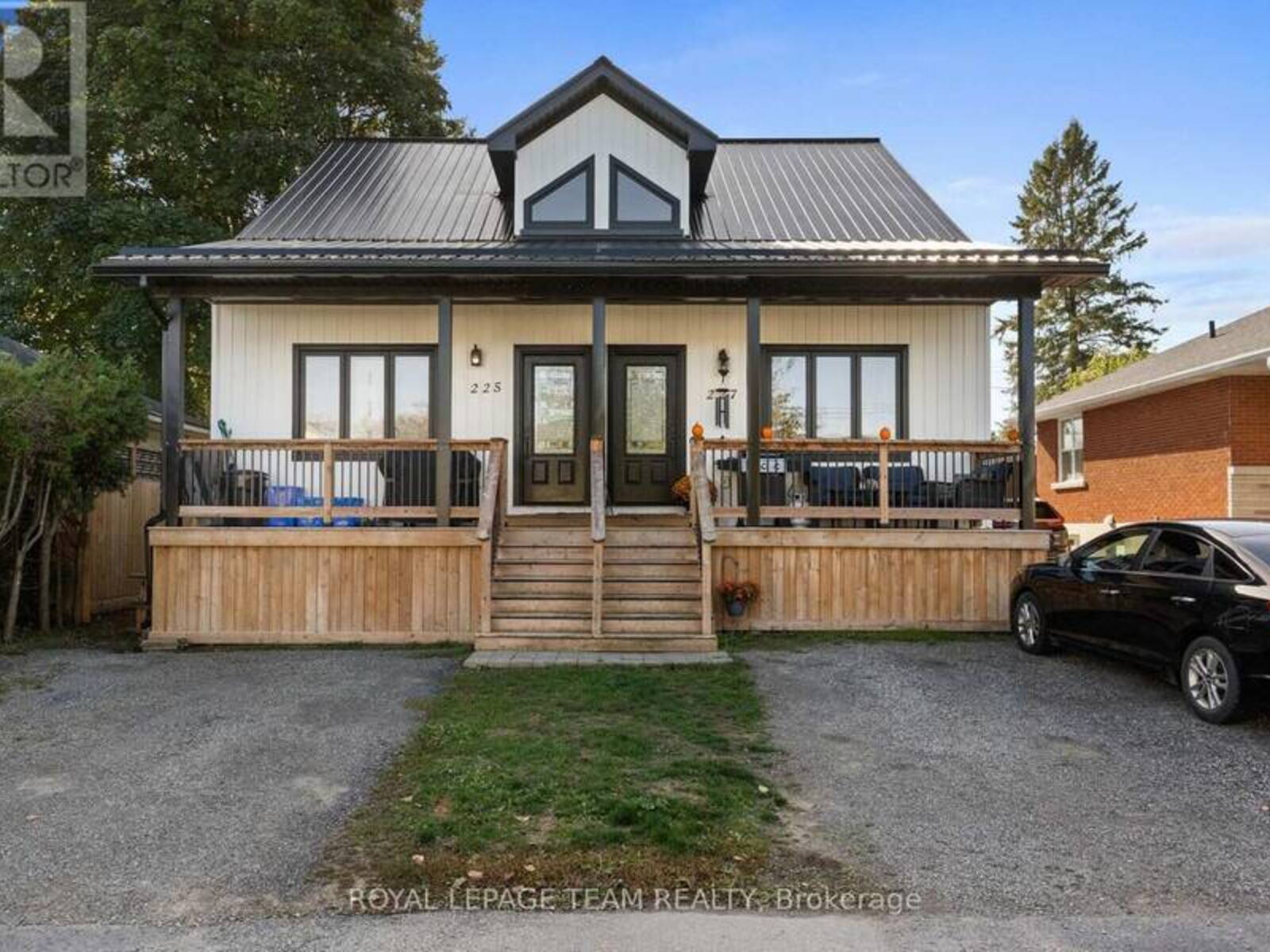 227 ROBERTA CRESCENT, Prescott, Ontario K0E 1T0