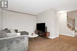 375 SWEETFERN CRESCENT | Ottawa Ontario | Slide Image Six