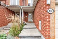 89 SILVERLACE PRIVATE | Ottawa Ontario | Slide Image Two