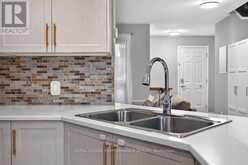 823 NESTING WAY | Ottawa Ontario | Slide Image Thirteen