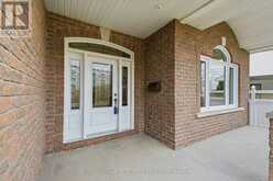 888 HIAWATHA PARK ROAD | Ottawa Ontario | Slide Image Three