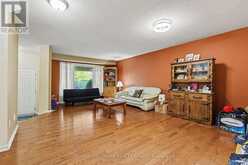 118 HOLLOWBROOK DRIVE | Ottawa Ontario | Slide Image Three