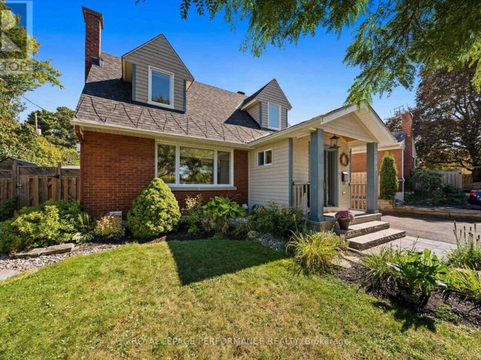 2189 BLOSSOM DRIVE, Ottawa, Ontario K1H 6G7