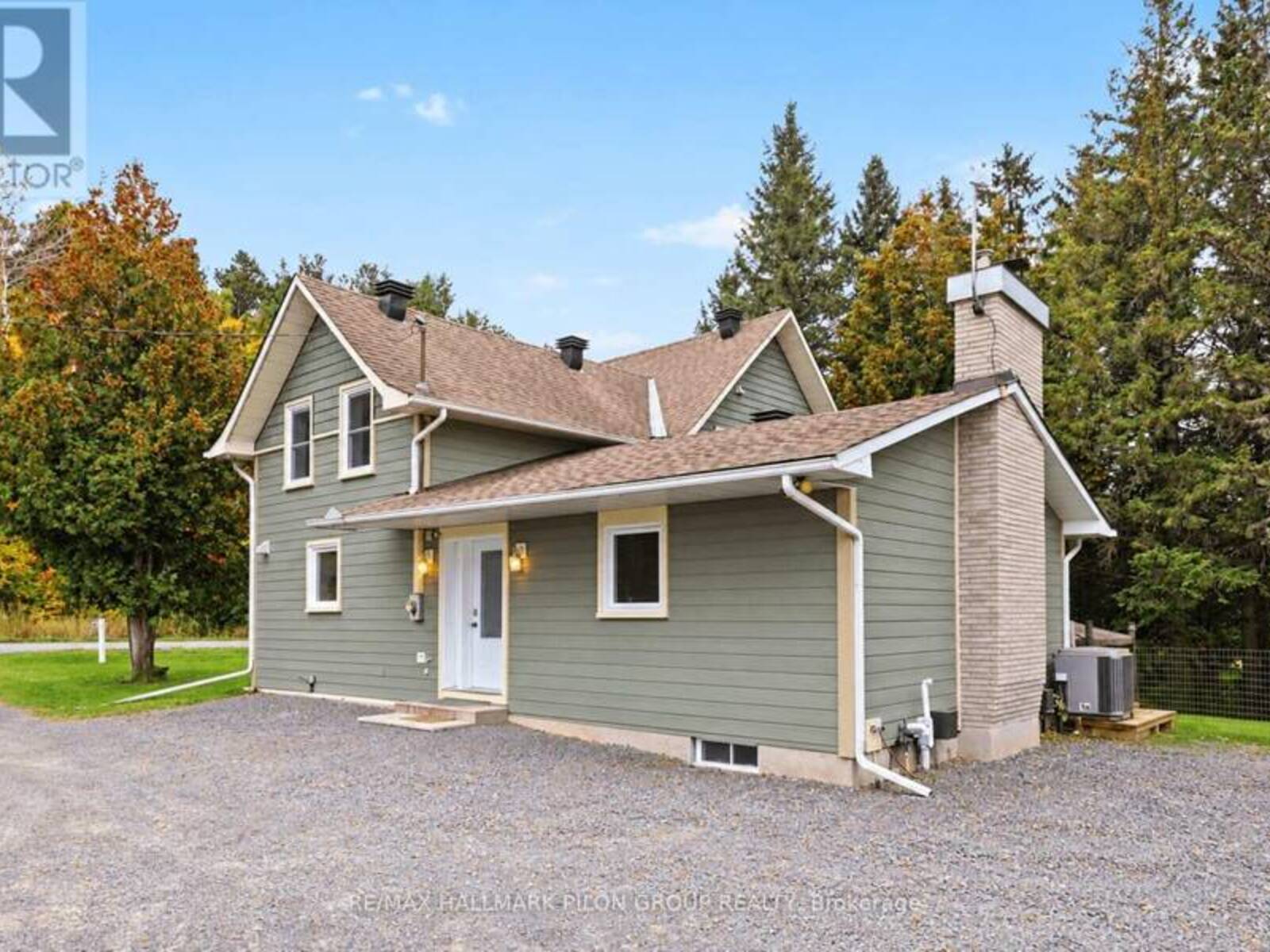 877 ST FELIX ROAD, Clarence-Rockland, Ontario K0A 2A0