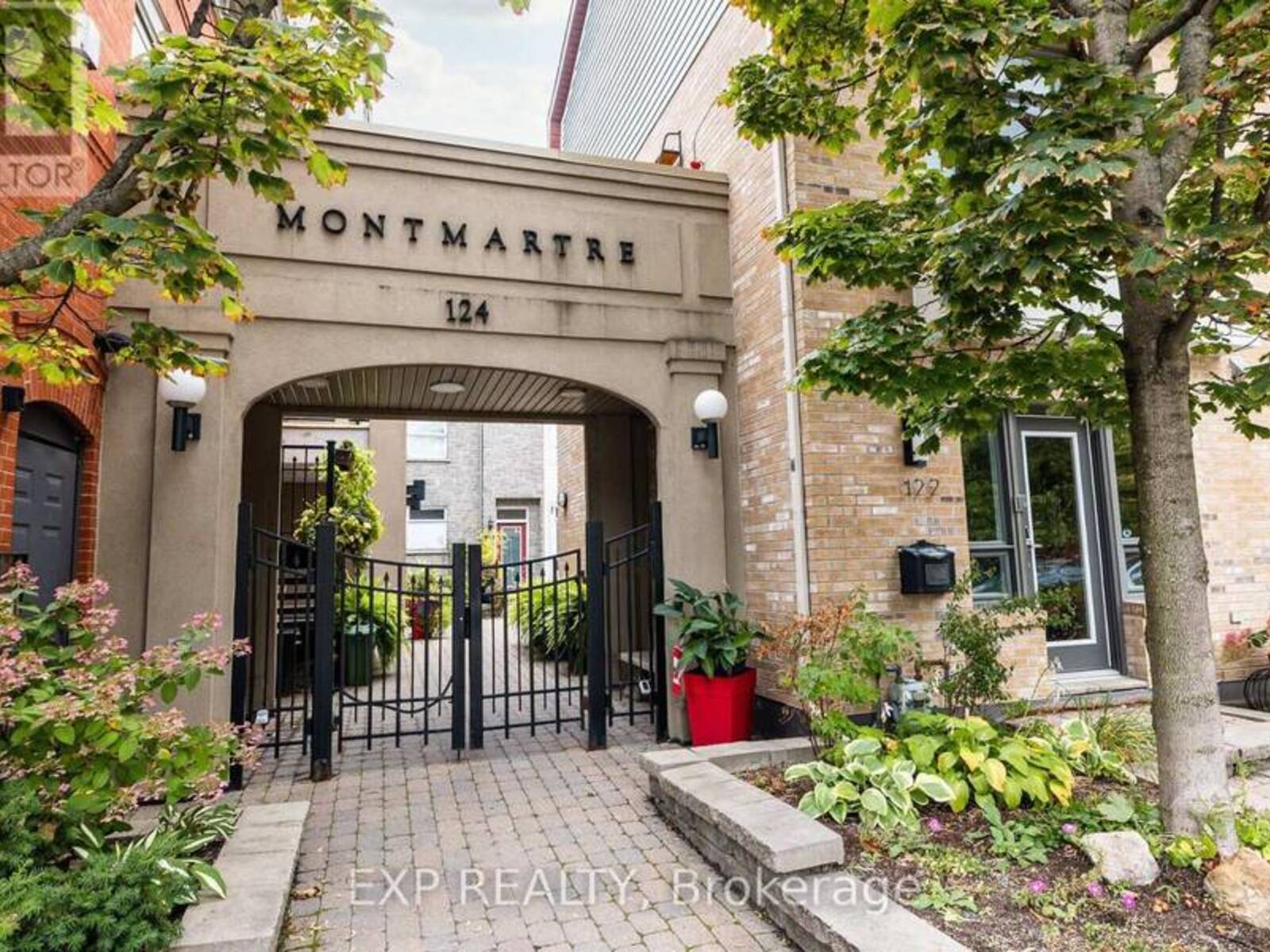 UNIT 1 LEVEL 1 - 122 GUIGUES AVENUE W, Ottawa, Ontario K1N 5H7