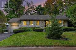 464 THESSALY CIRCLE | Ottawa Ontario | Slide Image One