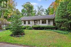 464 THESSALY CIRCLE | Ottawa Ontario | Slide Image Four