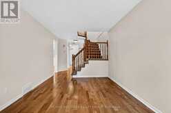 49 ROBARTS CRESCENT | Ottawa Ontario | Slide Image Eighteen