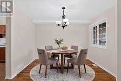 49 ROBARTS CRESCENT | Ottawa Ontario | Slide Image Nine