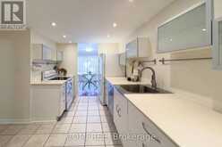 28 BLUEJAY DRIVE | Barrie Ontario | Slide Image Sixteen