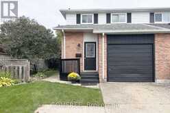 28 BLUEJAY DRIVE | Barrie Ontario | Slide Image One