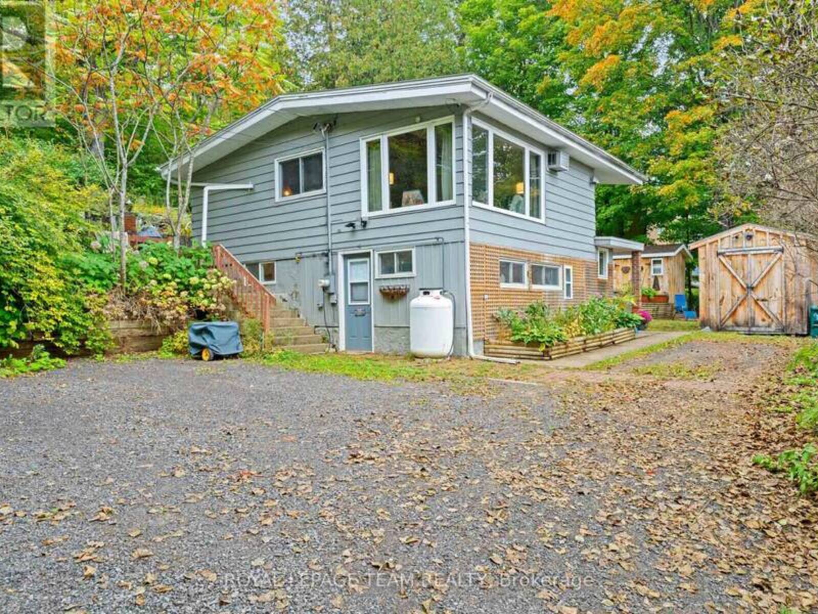 4819 OPEONGO ROAD, Ottawa, Ontario K0A 3M0