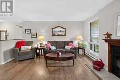 7 - 18 SWEETBRIAR CIRCLE | Ottawa Ontario | Slide Image Twelve