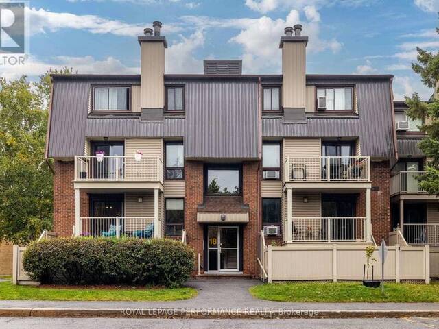 7 - 18 SWEETBRIAR CIRCLE Ottawa Ontario, K2J 2K4 - 2 Bedrooms Condo For Sale