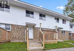 24 CARRAWAY CRESCENT | Morrisburg Ontario | Slide Image Three
