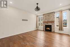 213 QUARTER HORSE STREET | Ottawa Ontario | Slide Image Thirteen