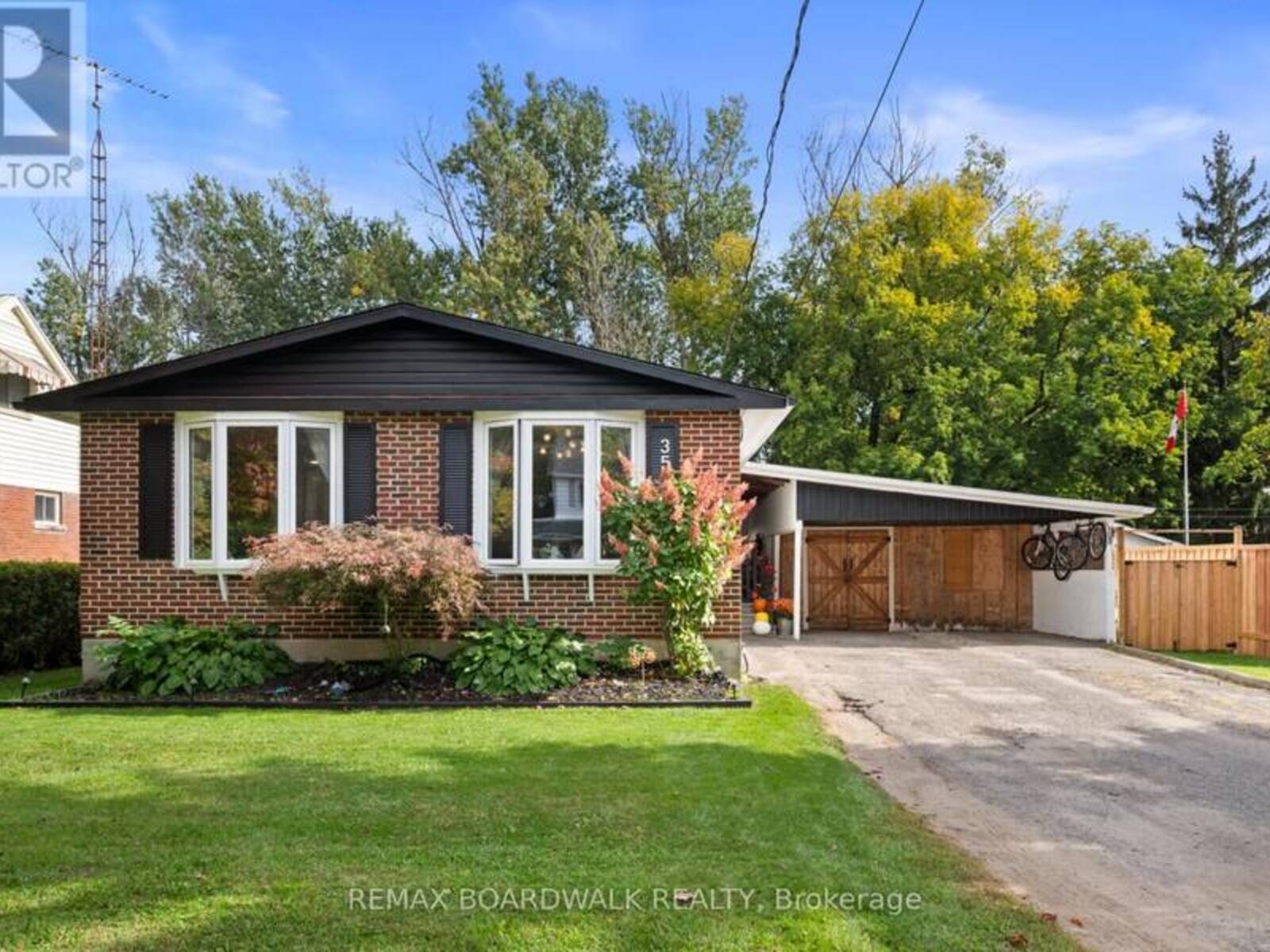 353 CHURCHILL ROAD E, Prescott, Ontario K0E 1T0