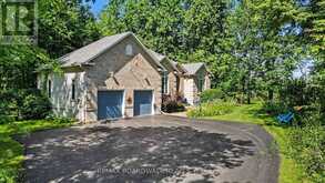 2180 CONLEY ROAD | Ottawa Ontario | Slide Image Three