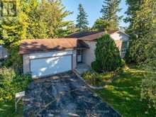 16 GOLD CRESCENT | Russell Ontario | Slide Image One