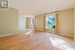 16 GOLD CRESCENT | Russell Ontario | Slide Image Nine
