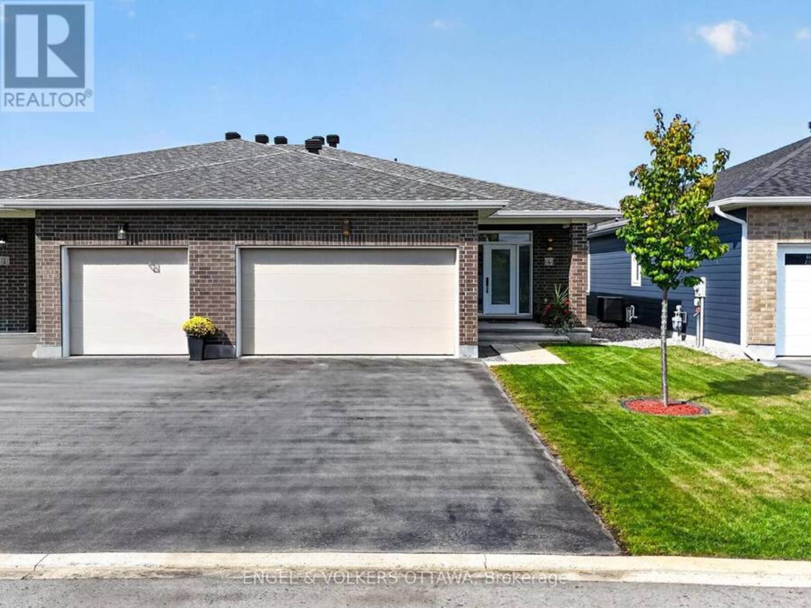 4 ERNIE GODIN WAY, Arnprior, Ontario K7S 0J3