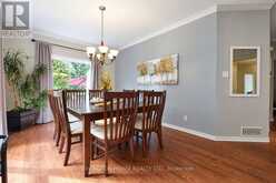 8 COLINDALE AVENUE | Ottawa Ontario | Slide Image Thirteen