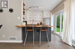 8 COLINDALE AVENUE | Ottawa Ontario | Slide Image Fourteen