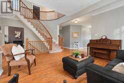8 COLINDALE AVENUE | Ottawa Ontario | Slide Image Nine