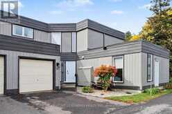 71 COMPATA WAY | Ottawa Ontario | Slide Image One