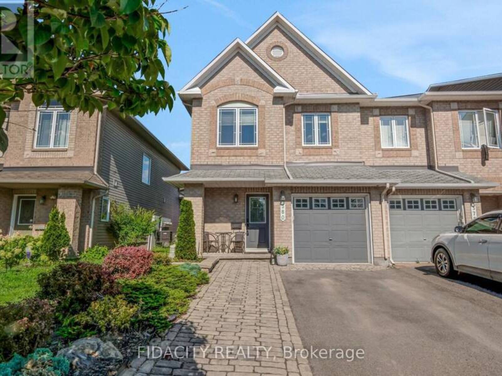 380 GOLDENBROOK WAY, Ottawa, Ontario K4A 0K7