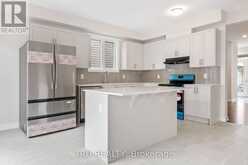 77 HACKAMORE CRESCENT | Ottawa Ontario | Slide Image Ten