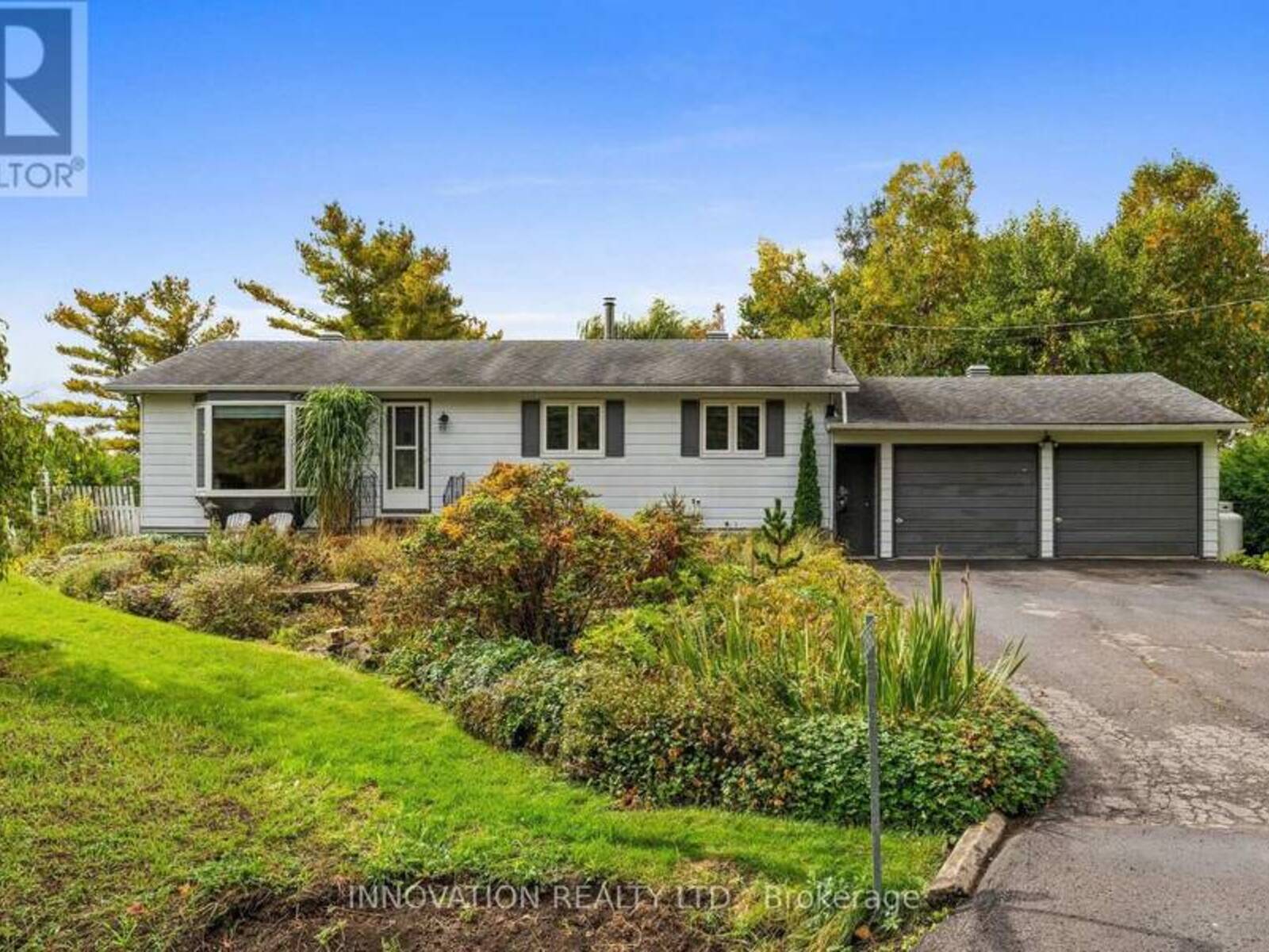 2863 JOHN SHAW ROAD, Ottawa, Ontario K0A 2H0
