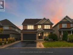 703 MASHKIG AVENUE E Ottawa Ontario, K4A 0Y7