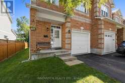 37 CHANTILLY GATE | Ottawa Ontario | Slide Image One