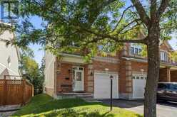 37 CHANTILLY GATE | Ottawa Ontario | Slide Image Three
