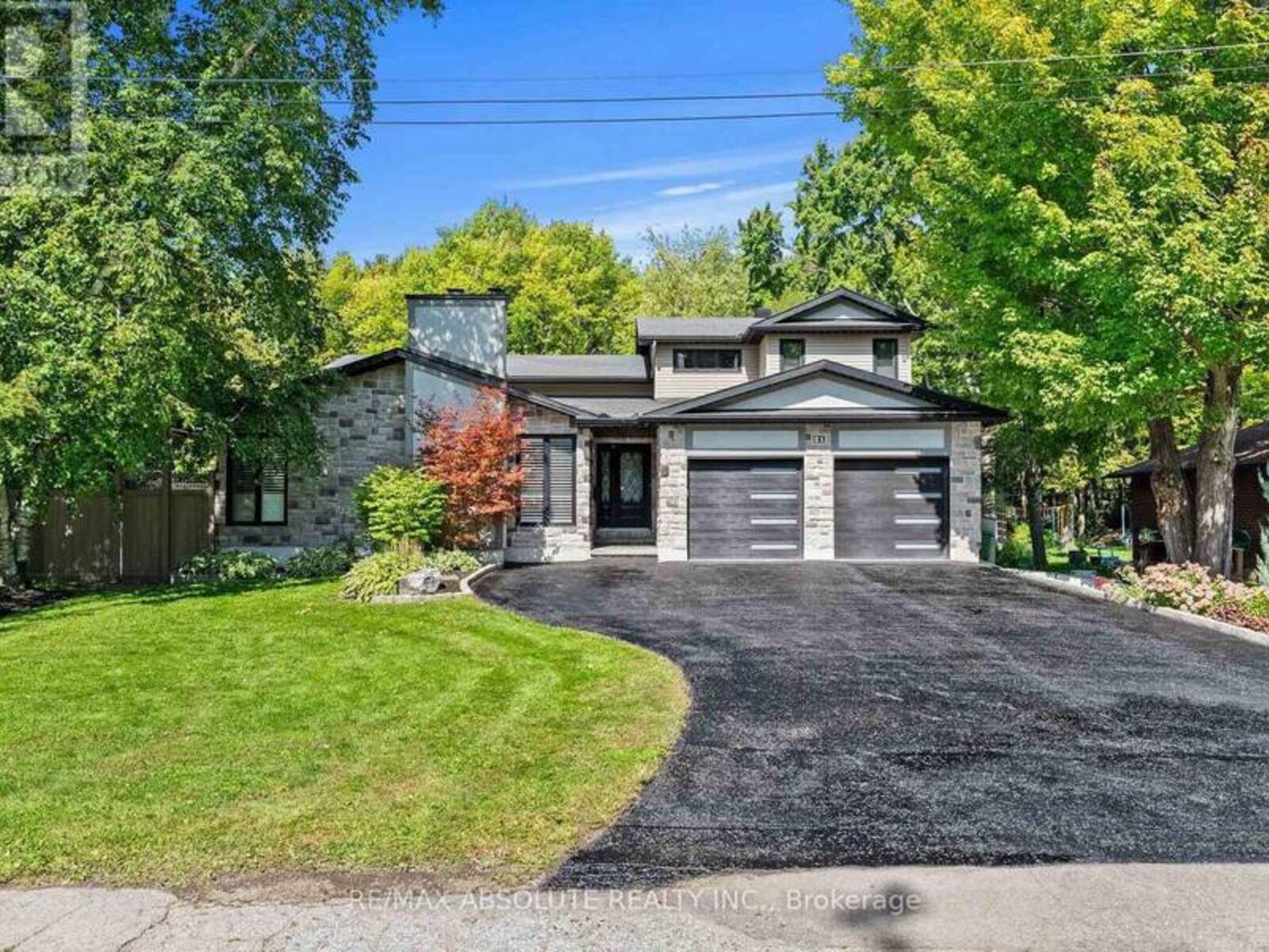 21 REVOL ROAD, Ottawa, Ontario K2G 0B8