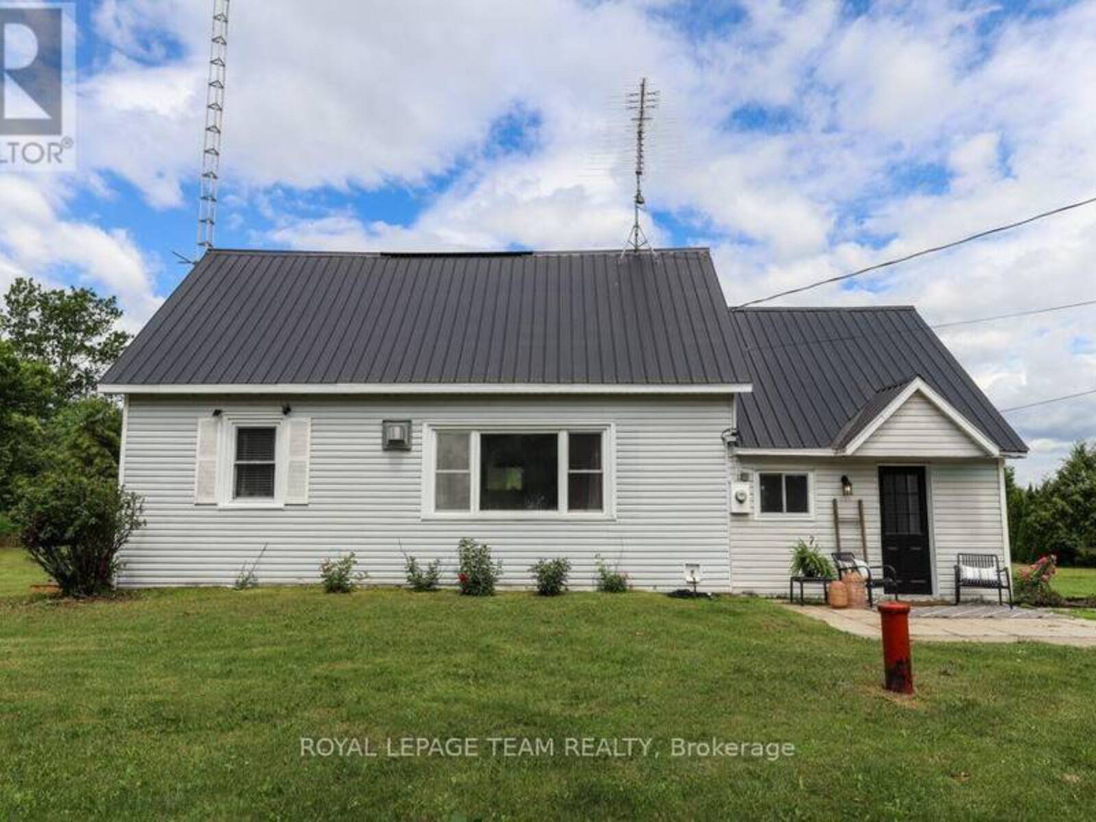 6774 MCLEANSVILLE ROAD, Edwardsburgh-Cardinal, Ontario K0E 1X0