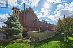 22 FIRST STREET | Morrisburg Ontario | Slide Image Thirty-five