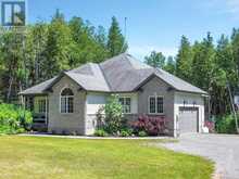 701 DEERTAIL LANE | Ottawa Ontario | Slide Image Two