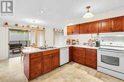 21 PULFORD CRESCENT | Ottawa Ontario | Slide Image Twelve