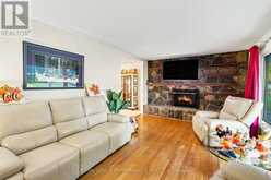 21 PULFORD CRESCENT | Ottawa Ontario | Slide Image Seven