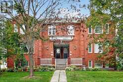 19 COLCHESTER SQUARE | Ottawa Ontario | Slide Image One