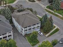 19 COLCHESTER SQUARE | Ottawa Ontario | Slide Image Forty-four