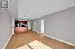 712 - 429 SOMERSET STREET W | Ottawa Ontario | Slide Image Thirteen