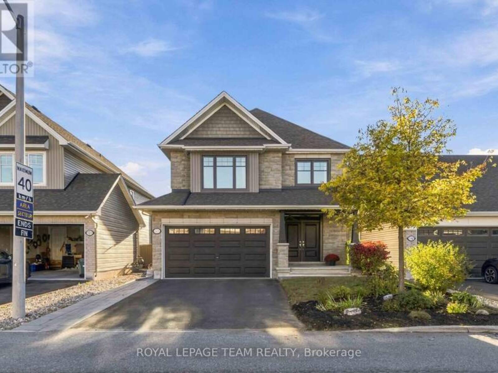 578 ROCKROSE WAY, Ottawa, Ontario K1T 0J9