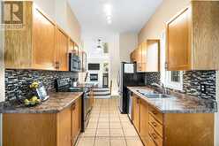 2032 AVENUE P | Ottawa Ontario | Slide Image Nine